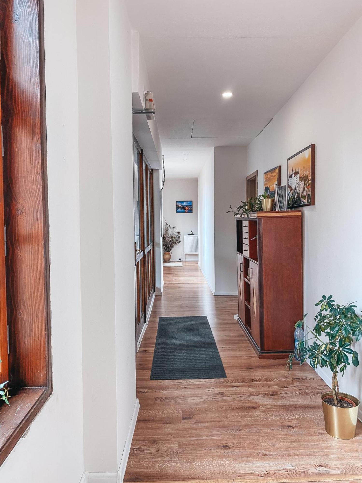 Blue Lotus Apartments Bratislava Ngoại thất bức ảnh